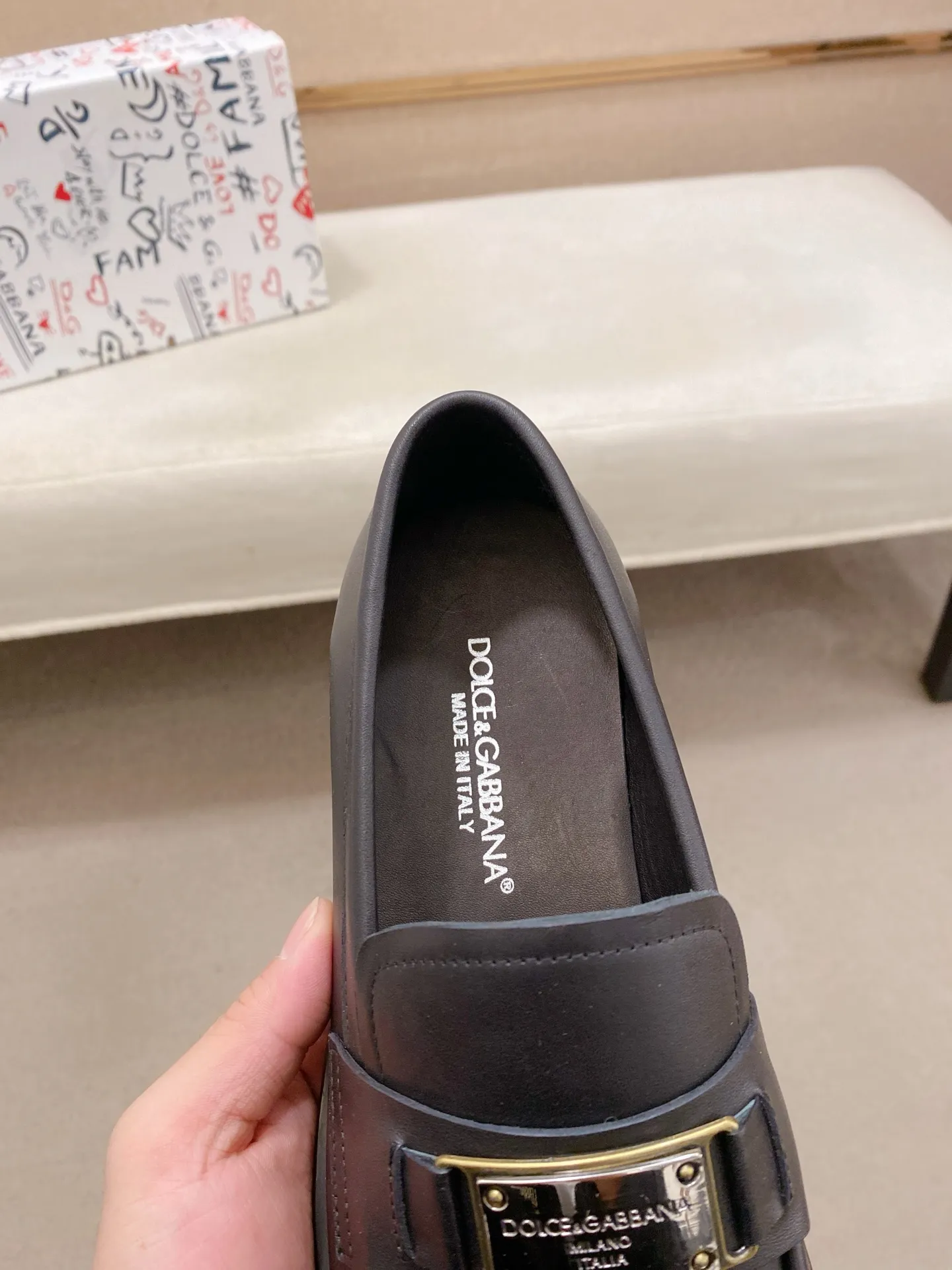 Factory price 540💰🌲DG top-notch🔍🔍men's new leather shoes🚹sold at the same time⚠The uppers are imported cowhide from Italy, the entire imported cowhide lining, and imported accessories💪💪, completely 1⃣️ vs. 1⃣️🇮🇹 💪💪, ⚠Sole: The original sole is specially provided by the original factory, the exclusive movable molded sole is super comfortable, ⚠Original factory follow-up goods, 🔍🔍high quality, can be entered and exited at will, welcome to compare ⚠Size number: 38-44. Can be customized 45 non-returnable